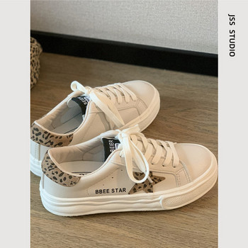 Κομψά γυναικεία sneakers με κέντημα και animal print