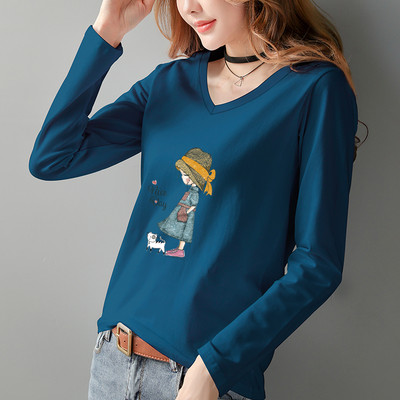 Γυναικεία μπλούζα με μακριά μανίκια V λαιμόκοψη και πολύχρωμη απλικέ