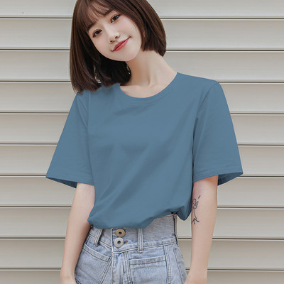 Απλό γυναικείο μπλουζάκι με οβάλ λαιμόκοψη