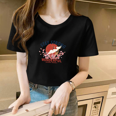 Γυναικείο μπλουζάκι με οβάλ ή spitz λαιμόκοψη - διαφορετικά prints