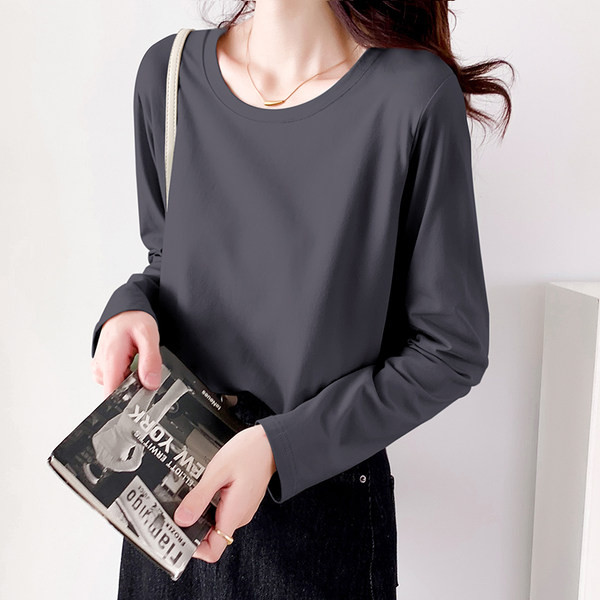 Bluză casual largă, cu decolteu oval și mâneci lungi