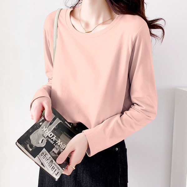 Bluză casual largă, cu decolteu oval și mâneci lungi