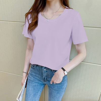 Απλό t-shirt με οβάλ λαιμόκοψη και κοντό μανίκι