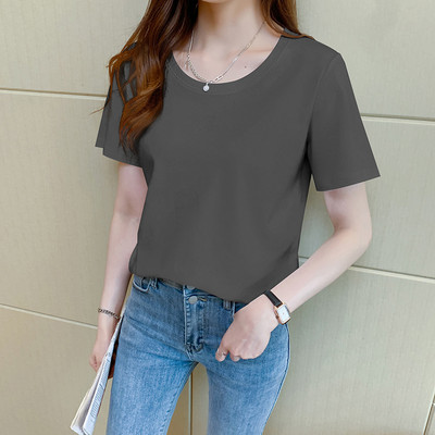 Απλό t-shirt με οβάλ λαιμόκοψη και κοντό μανίκι