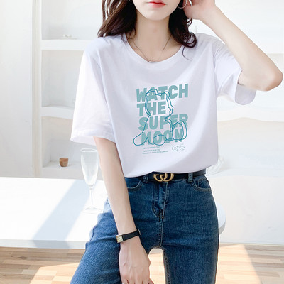 Φαρδύ γυναικείο μπλουζάκι με στρογγυλή λαιμόκοψη