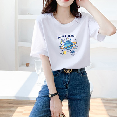 Φαρδύ γυναικείο μπλουζάκι με στρογγυλή λαιμόκοψη