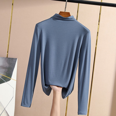 Μονόχρωμο λεπτό ζιβάνκο με μισό ψηλό γιακά