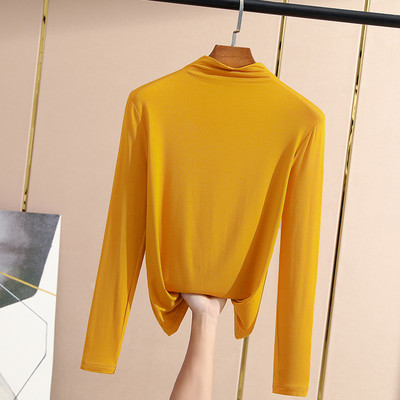 Μονόχρωμο λεπτό ζιβάνκο με μισό ψηλό γιακά