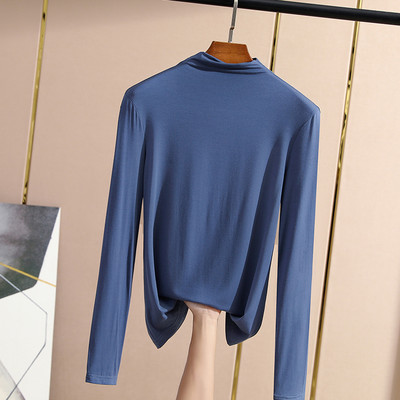 Μονόχρωμο λεπτό ζιβάνκο με μισό ψηλό γιακά