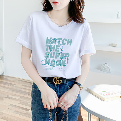 Casual t-shirt με στάμπα και οβάλ λαιμόκοψη - για γυναίκες