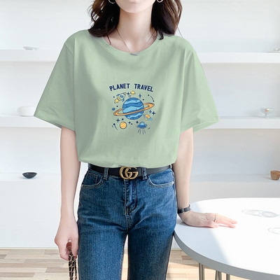 Casual t-shirt με στάμπα και οβάλ λαιμόκοψη - για γυναίκες