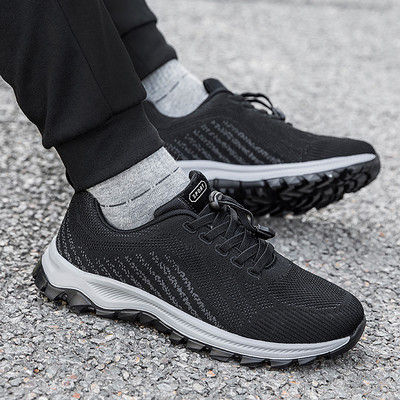 Γυναικεία sneakers από ύφασμα που αναπνέει με κορδόνια σε πολλά χρώματα