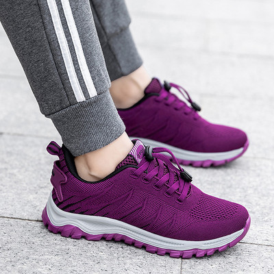 Γυναικεία sneakers από ύφασμα που αναπνέει με κορδόνια σε πολλά χρώματα