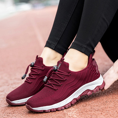 Γυναικεία sneakers από ύφασμα που αναπνέει με κορδόνια σε πολλά χρώματα