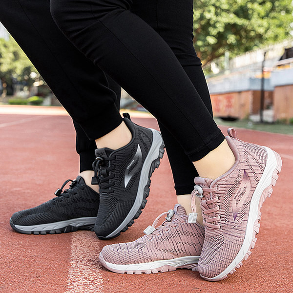 Γυναικεία sneakers από ύφασμα που αναπνέει με κορδόνια σε πολλά χρώματα