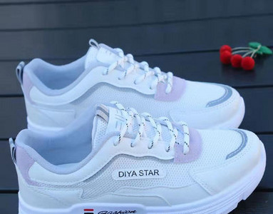 Casual γυναικεία αθλητικά παπούτσια με κορδόνια - διάφορα μοντέλα