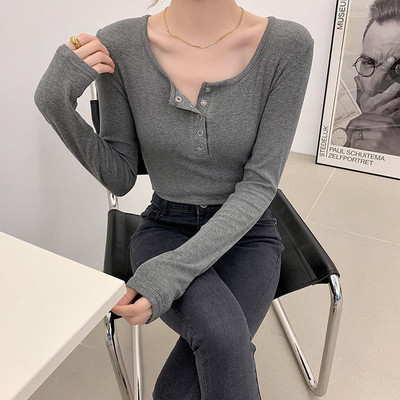 Γυναικεία μπλούζα με μακριά μανίκια λαιμόκοψη και κουμπιά