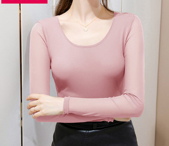 Γυναικεία μπλούζα με στρογγυλή λαιμόκοψη και μακριά μανίκια