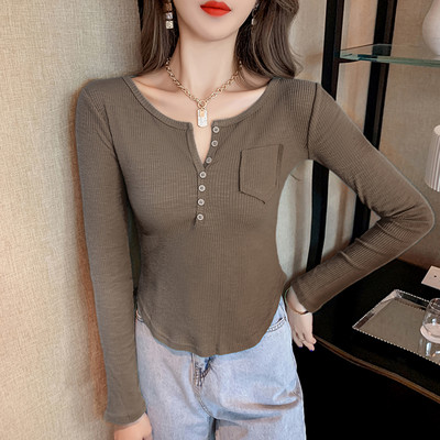Γυναικεία κοτλέ μπλούζα με μακριά μανίκια, εφαρμοστό μοντέλο με κουμπιά