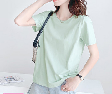 Jednobojna pamučna majica - široki model