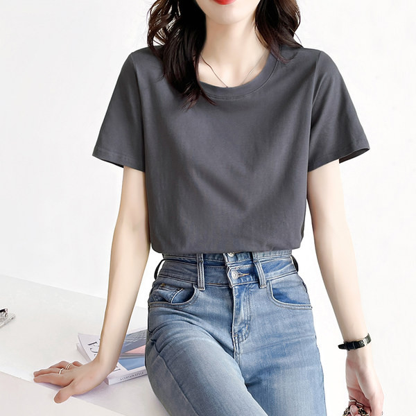 Lai kaasaegne t-särk tavaline mudel