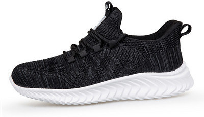 Adidași sport dintr-o rețea pentru bărbați și femei