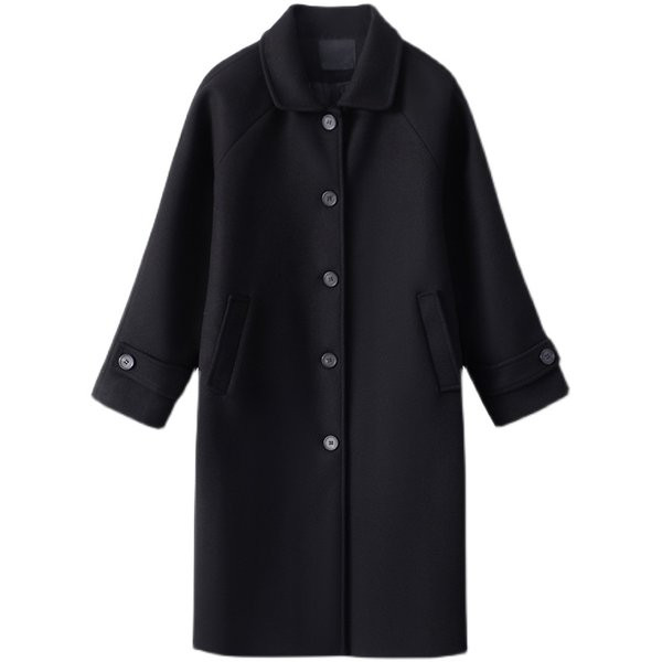 Ženski moderan kaput s gumbima i klasičnim ovratnikom