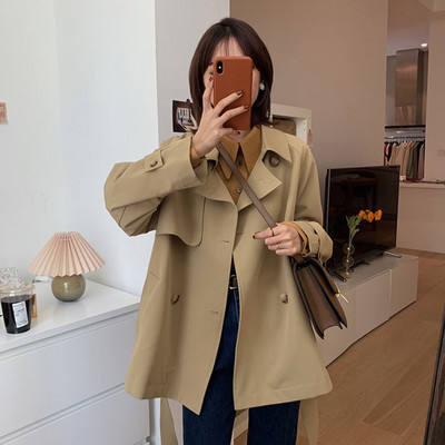 Moodne naiste mantli lühike ja pikk vööga mudel