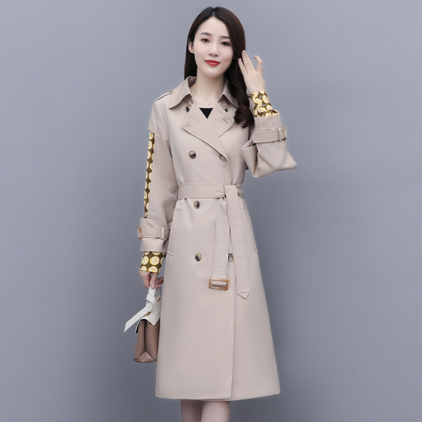 Palton lung de dama cu centura si nasturi in doua culori