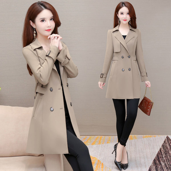 Ženski moderan kratki kaput s gumbima i džepovima