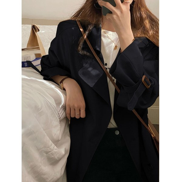 Palton lung de dama lat cu centura si nasturi