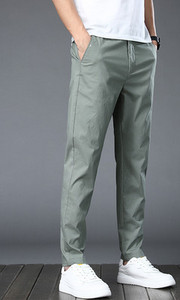 Muške ravne hlače s džepovima