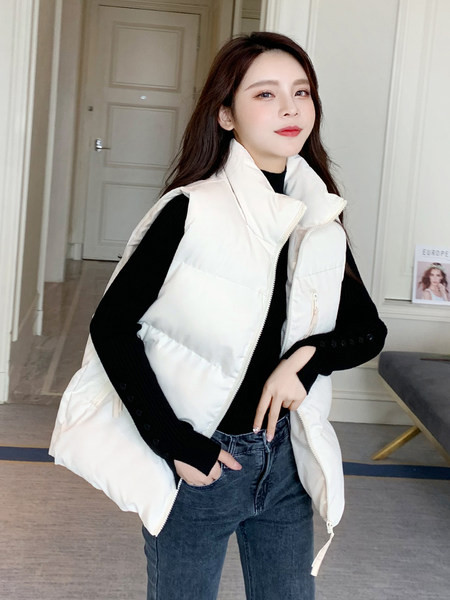 Vesta de dama cu fermoar - doua modele