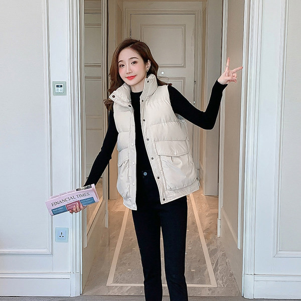 Vesta de dama model lat cu buzunare si guler inalt