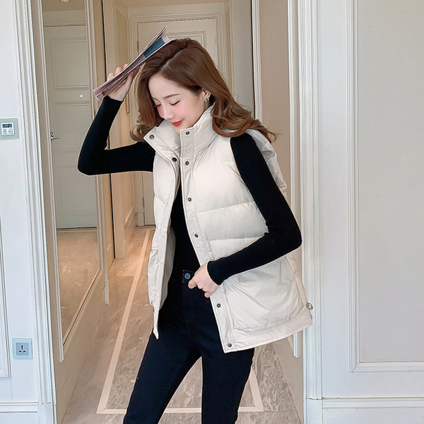 Vesta de dama model lat cu buzunare si guler inalt