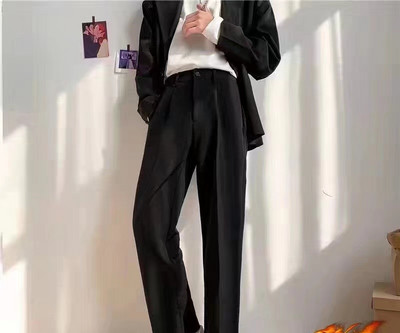 Pantaloni drepti pentru barbati cu talie elastica si buzunare