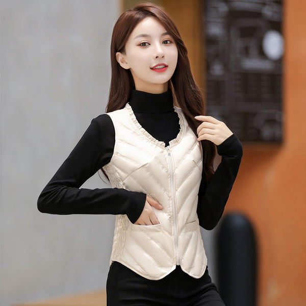 Vesta de dama cu decolteu oval si fermoar