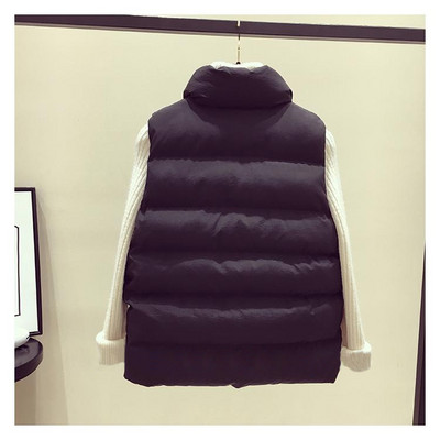 Vesta de toamna iarna cu nasturi si gluga