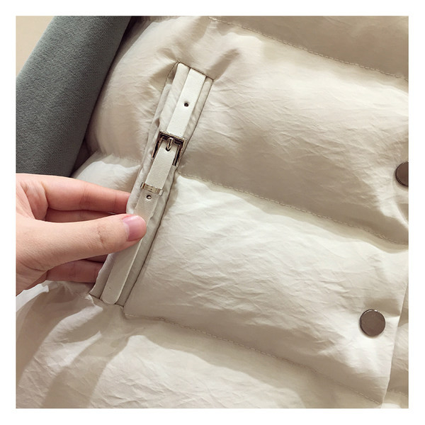 Vesta de toamna iarna cu nasturi si gluga