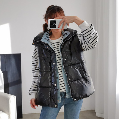 Vesta de dama cu guler inalt nasturi si buzunare