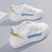 Adidași casual damă cu plasă și inscripție