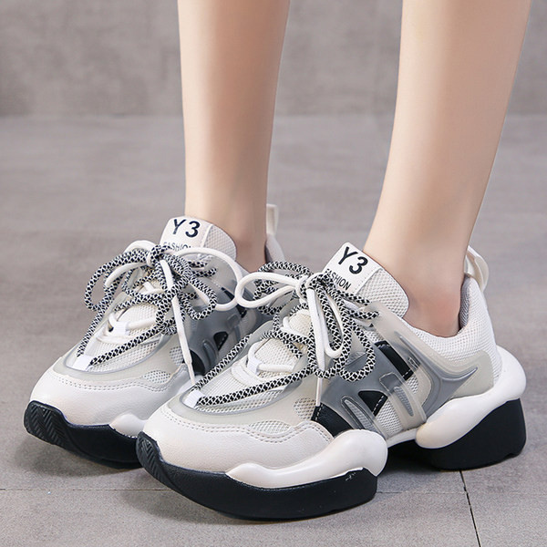 Adidasi moderni de dama cu talpa aspra si silicon