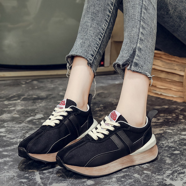 Tenisi eleganti model uni in trei culori pentru femei