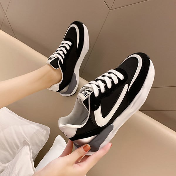 Tenisi actuali din piele artificială cu inscripție pentru femei