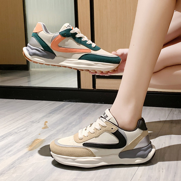 Tenisi actuali din piele artificială cu inscripție pentru femei