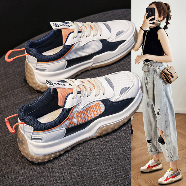 Adidași de damă de actualitate din piele ecologică cu inscripție și plasă