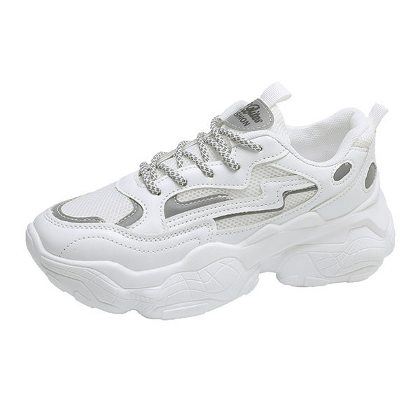 Aktuelni ženski obični model tenisica