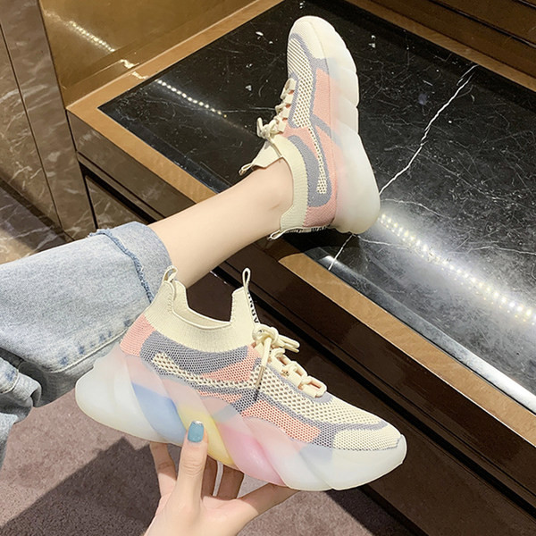 Casual γυναικεία sneakers από πλέγμα και σόλα σιλικόνης