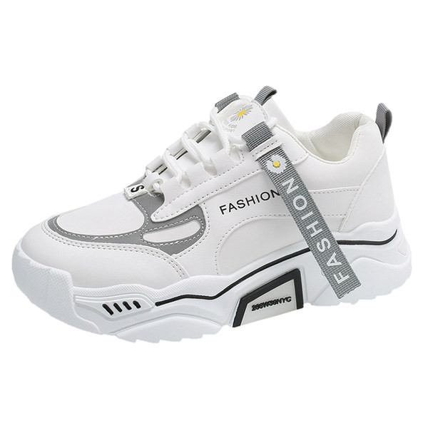 Γυναικεία sneakers με ίσια σόλα και κορδόνια στρογγυλεμένο σχέδιο