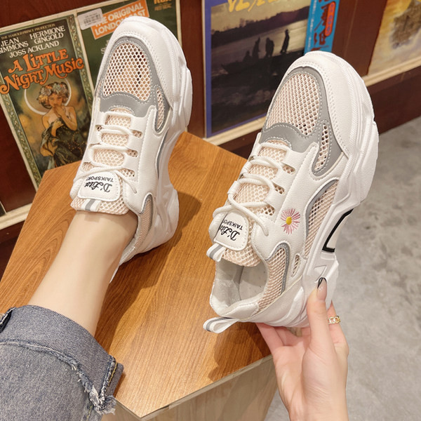 Adidasi eleganti de dama cu broderie si talpa plata